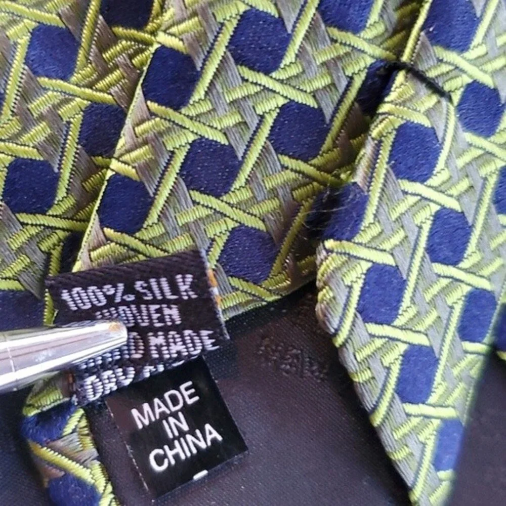 PAIR OF CONSTELLATIONS NEW YORK GEOMETRIC SILK MEN'S TIES 3.75